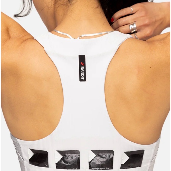 Bandit White and Red Athletic Crop Top - Picture 5 of 6